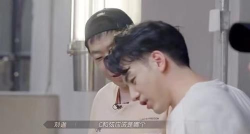 胡海泉|《哥哥》里5位“高端玩家”，你以为的躺赢，其实背地里八面玲珑