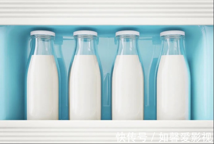 奶制品|高血脂的人不能喝奶制品?医生提醒:不想血脂升高,做好这3点