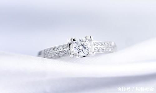 证书|女生心仪钻戒如何挑选？4个方面，男生要清楚