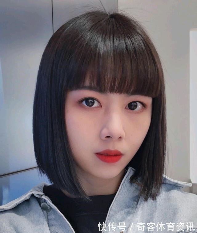 羊毛卷 四十岁的女人,最好别剪下面几种发型,显土没气质,后几种更好看!