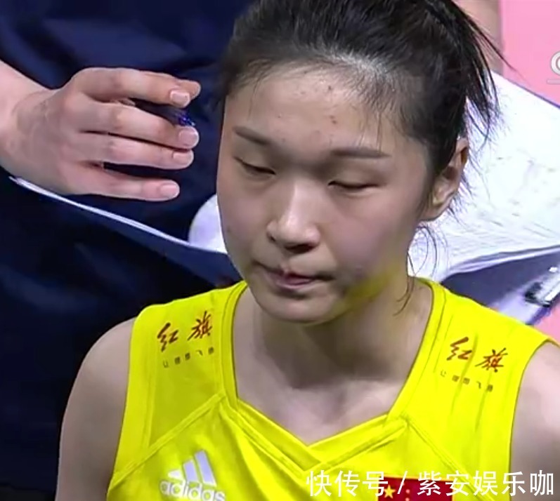 卡斯蒂略|中国女排暴露命门!央视一针见血:对手自由人是天才,王梦洁落后
