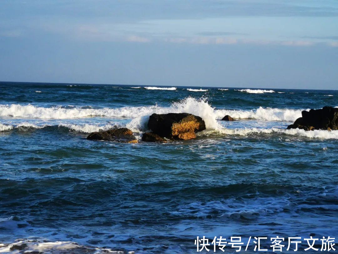 宝藏地|媲美巴厘岛，北纬18°绝美海岸线，海南这个宝藏地比三亚人少景美