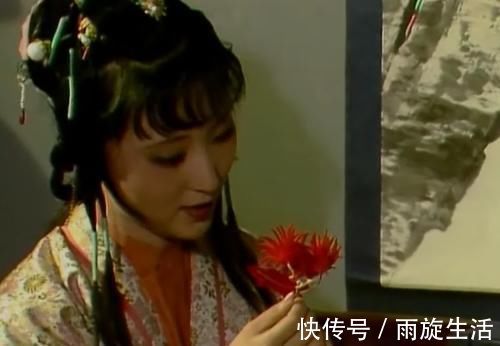 曹公#周瑞家的送宫花，为什么最后才送林黛玉？