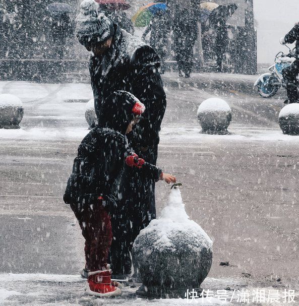 高海拔|从“哇！下雪了”到“哦，下雪了”，这个冬天湖南雪格外多？