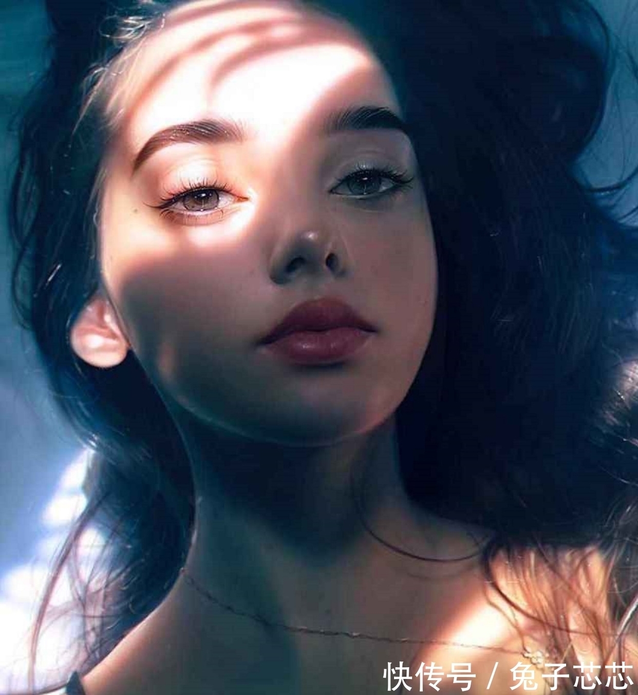 艺术家$竟有如此养眼的美女肖像画——伊拉克利令人难以置信的数字绘画