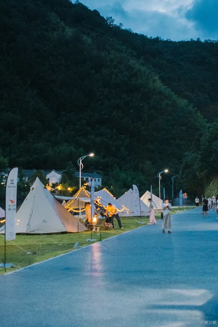 居所|太拉風(fēng)了！螞蟻探路帶領(lǐng)房車露營真人秀節(jié)目慶元拍攝圓滿殺青