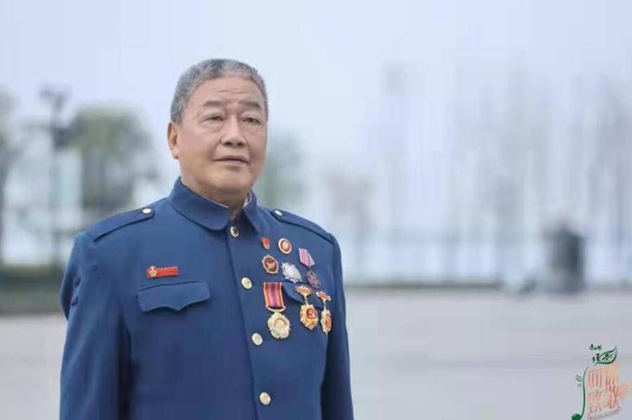 《向你致敬》今晚收官，金志文致敬抗美援朝老兵贾汝功
