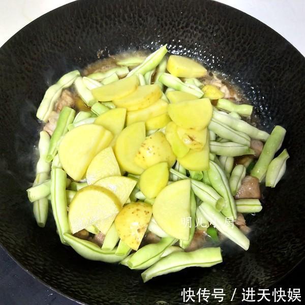 芸豆|土豆和它一起炒，是肠道“通便器”，隔三差五吃，排出肠道臭宿便