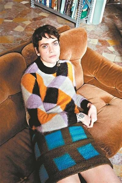 棋盘格|解锁秋冬配色：棋盘格“重出江湖”