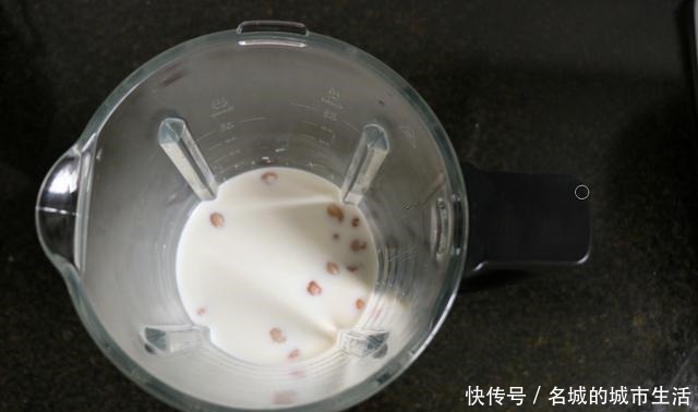 身边的天然“安眠药”找到了,晚上喝一杯,安神静心,一觉到天亮
