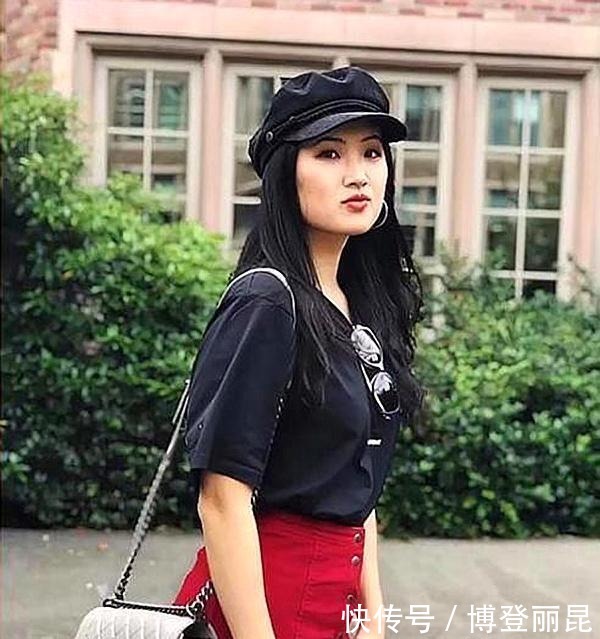 舞会|华为掌门人20岁女儿亮相顶级奢华舞会，V领礼服吸引众人眼球