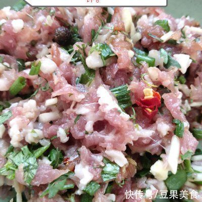 家常美味芭蕉叶包肉，锁住家人的胃