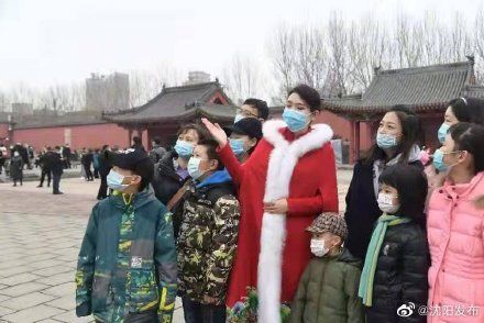 春节开馆首日，万余人到故宫“沾沾福气”