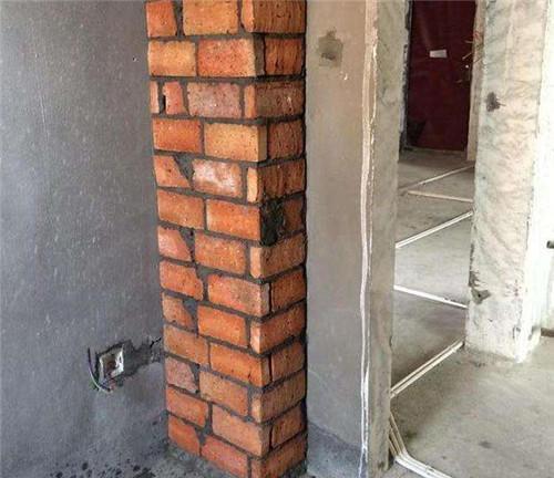 横管|卫生间包立管还用砖砌吗？占地不美观！老师傅这样包，隔音效果好