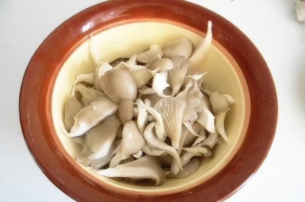 防脱发|医生不会告诉你,它是强碱性食物,补血防脱发,年纪大了要常吃