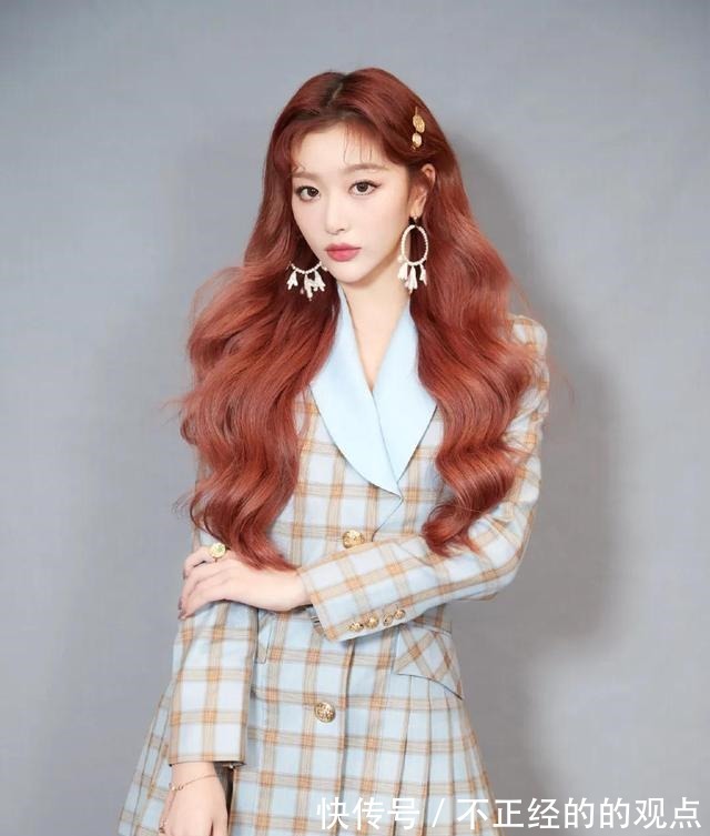 短发 40女人尽量少留长发、烫小卷,今年这3种发型正火,减龄特洋气