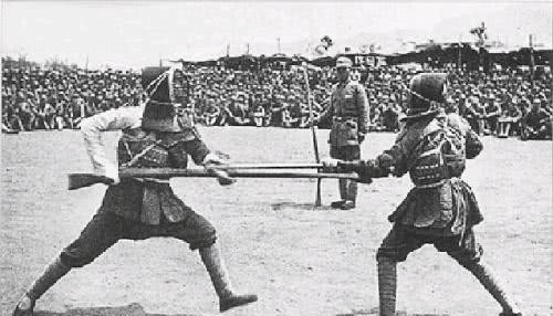 中计|八路军和日军拼刺刀,为何必须在枪中留子弹?只因稍有不慎就会中计!