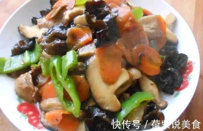好吃的几道家常菜，有荤有素还有汤，营养美味，刚上桌盘就光了