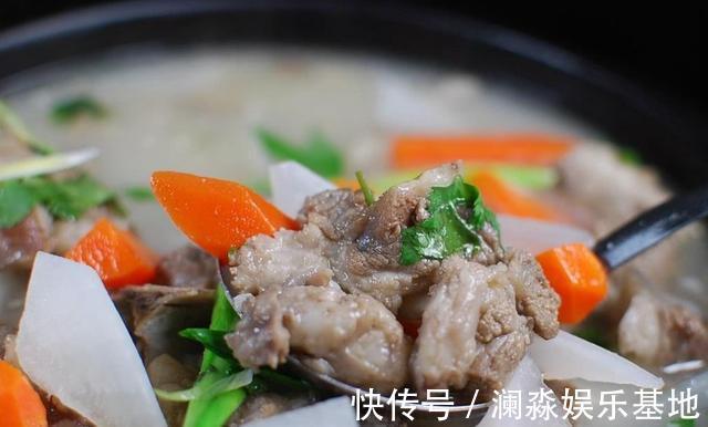 炖肉|炖牛羊肉,无需高压锅,多加1样它,半小时炖酥烂,不腥膻还入味
