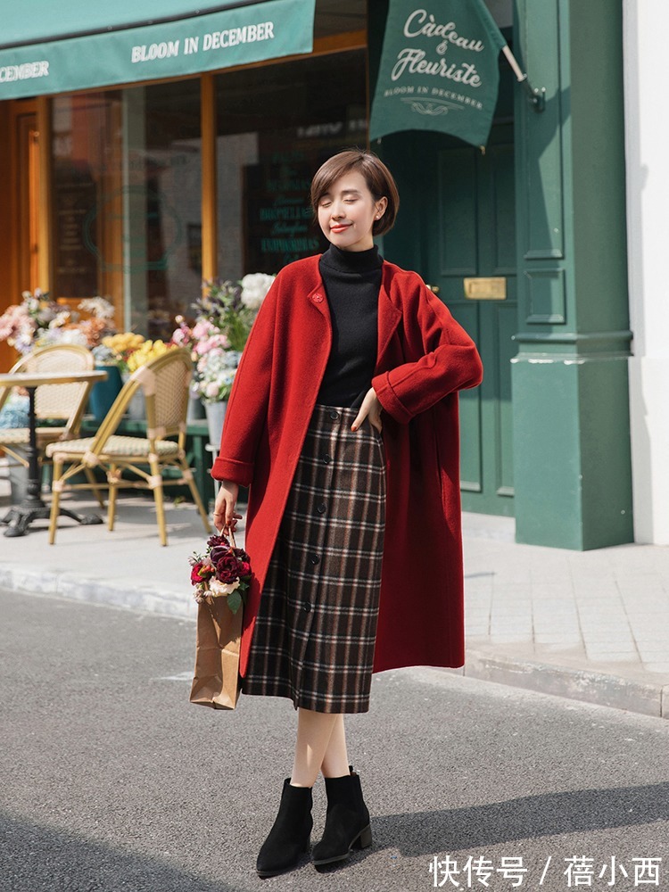 搭配|冬季建议多穿“踝靴”,搭配半身裙保暖又优雅,搭配大衣高级时髦