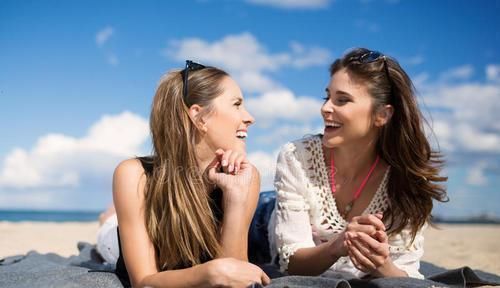 更年期的女性总是“被动熬夜”?几个方法让失眠“主动远离”