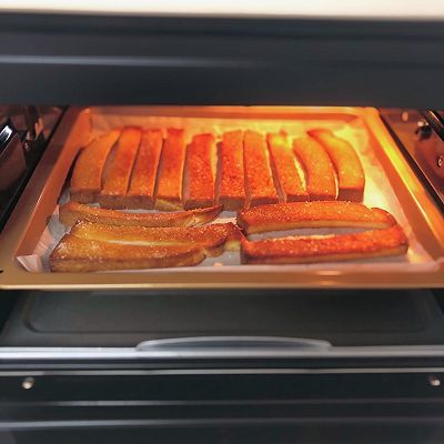 黄油蜂蜜吐司条