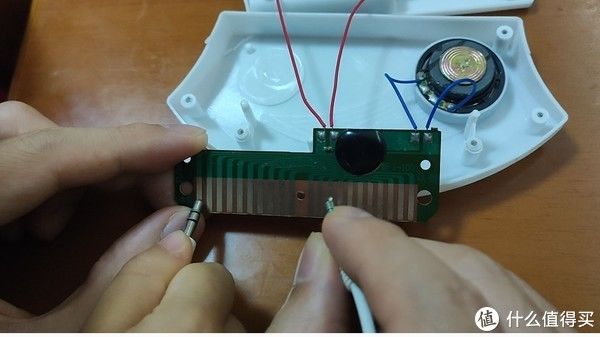 改造 篇六：把废品拆一拆，拆成一个另类的掌上钢琴玩一玩