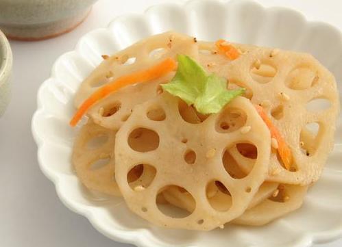 清洗莲藕，万万不可只用清水，教你正确做法，脏东西主动跑出来