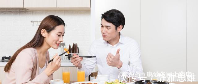 中老年人|吃饭时经常有3个不良习惯，小心疾病缠上你！现实中很多人都有