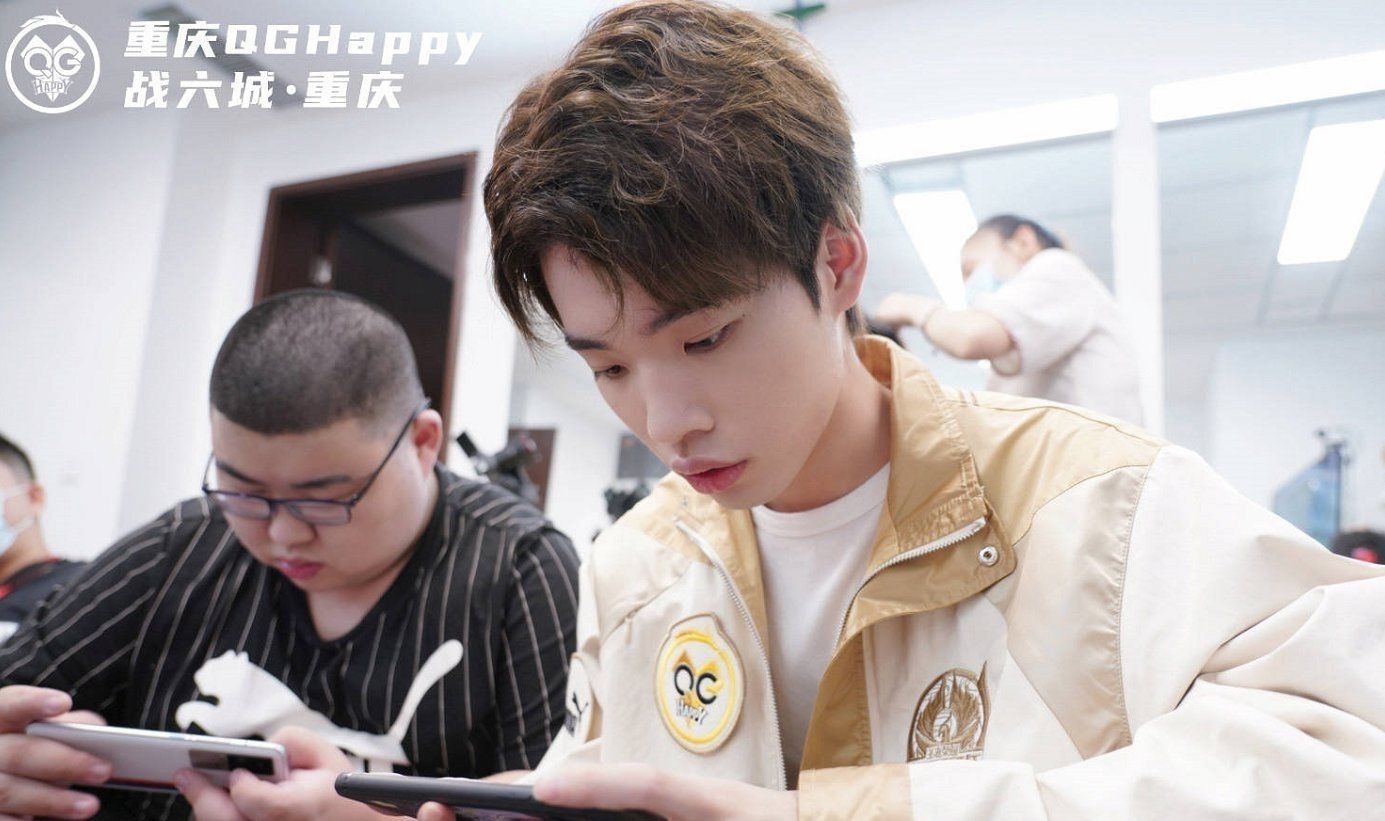 qg|QG向鱼巅峰赛23连胜,一路直冲第二,妖刀和小胖都没做到过