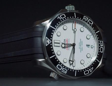 运动型 哪款运动型的手表比较好?喜欢运动的男士适合什么手表