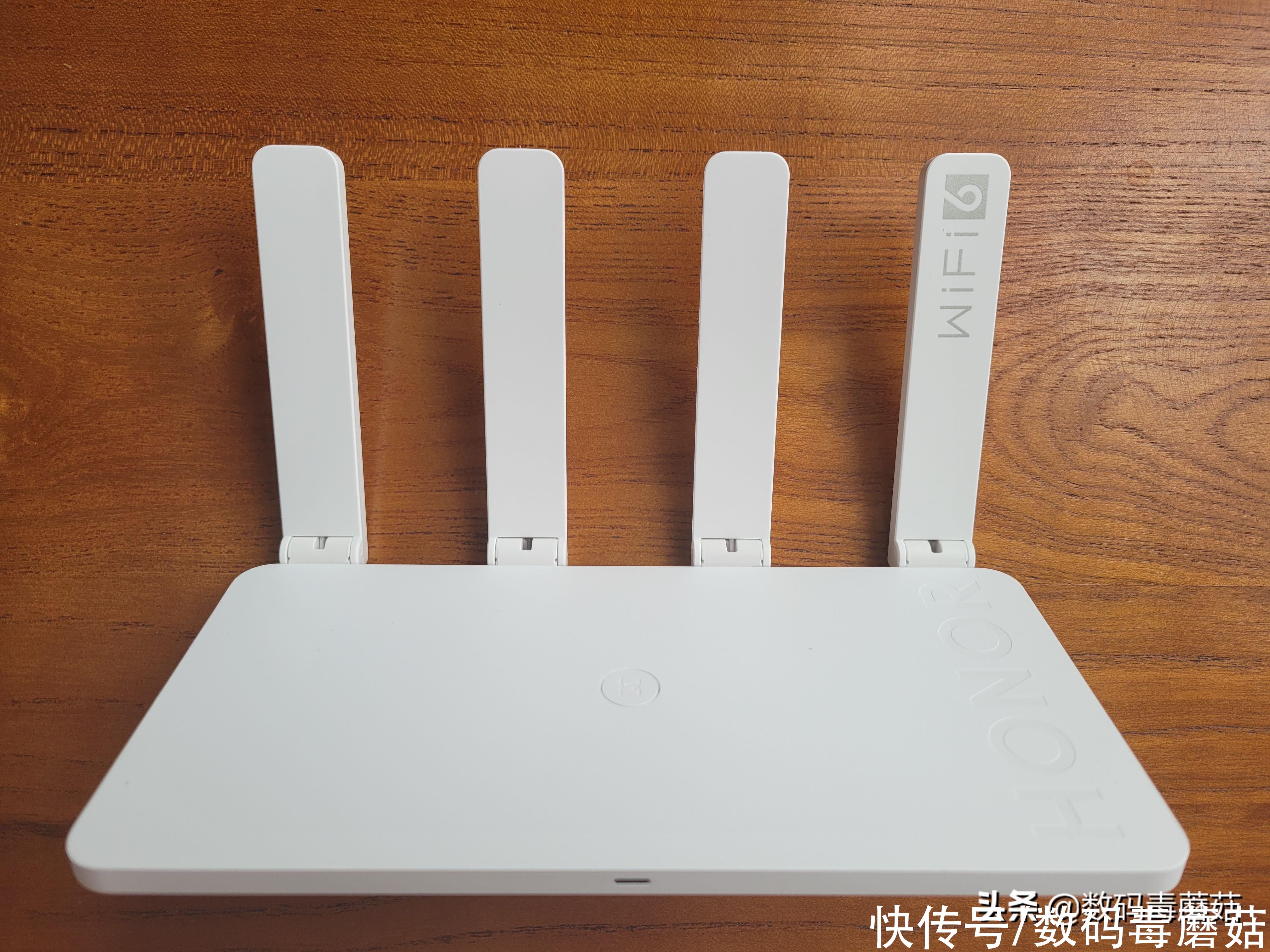 拆机|升级WiFi6，信号全覆盖——荣耀路由3 SE拆机报告