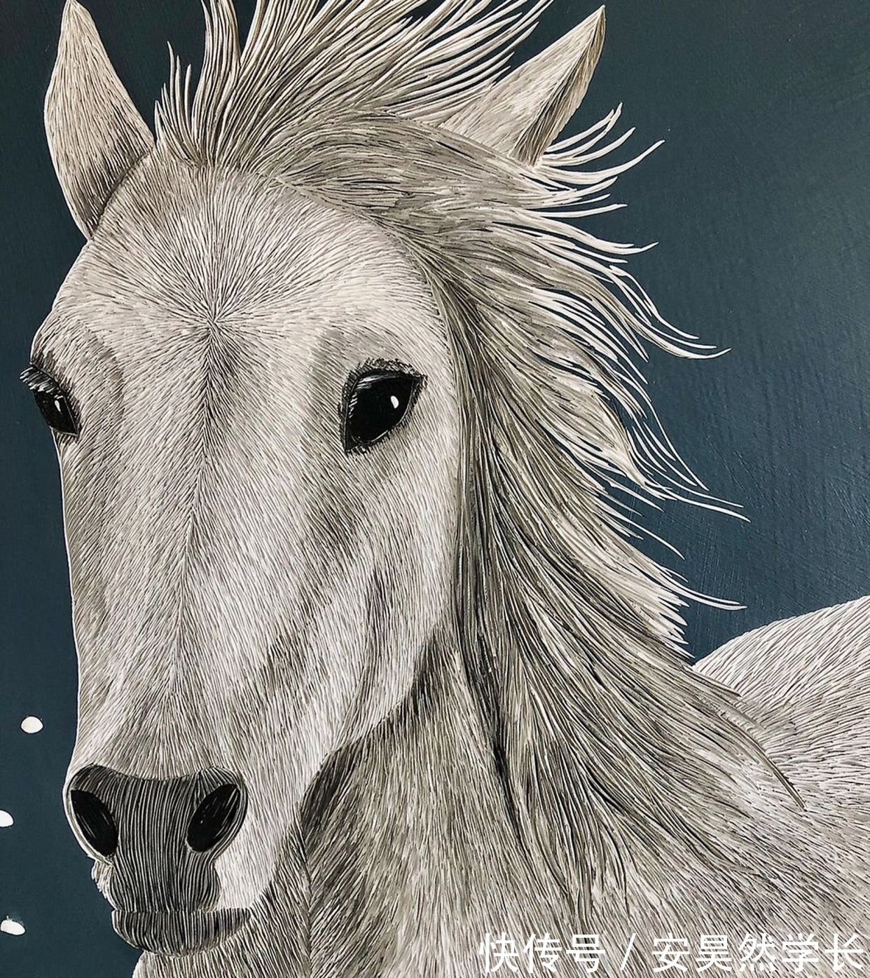 冲浪板@80层颜料之下的故事:时光雕刻者,与刀刃为伴的漆雕艺术家