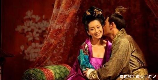 皇上|史上最牛小白脸,攀上老太后成皇上,最终却一脚踹开那个女人