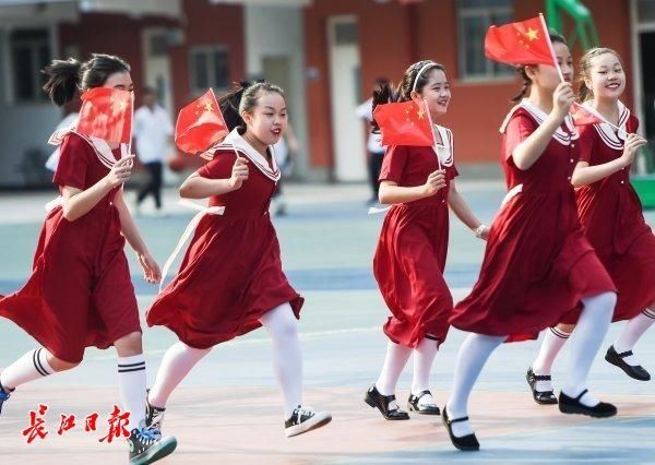 少年$国旗下的少年