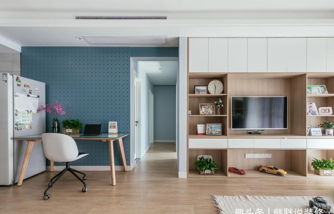 装修|新房坚持“去客厅化”,进门就被玄关吸引了,这样装修太有远见了