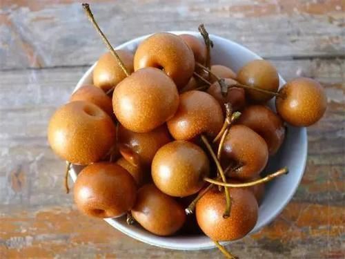 豆梨|这野果子,小的有拇指头这么细,大的有脚趾头这么粗,你吃过吗?