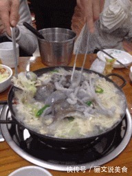 |搞笑GIF:为什么看到他摔倒,心里会莫名地舒爽呢