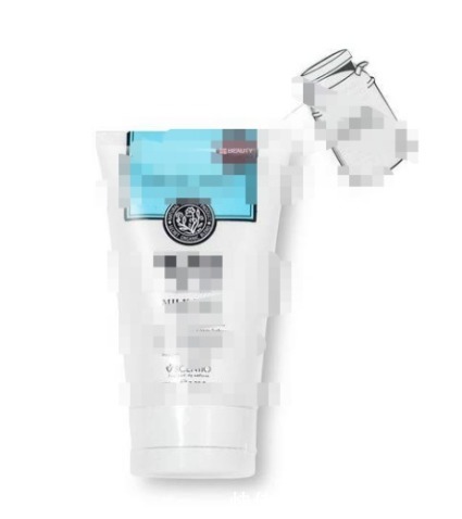 泡沫|这两款网红洗面奶被央视曝光,有些人还在使用,难怪烂脸还长痘