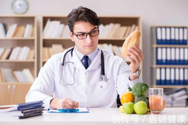 节食减肥|如何避免脂肪肝?医生:保护肝脏,晚上坚持“3多2少”!