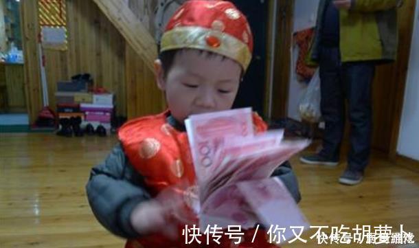 宝妈|“朋友给500元压岁钱,可他家2个孩子”,宝妈的回礼方式被赞