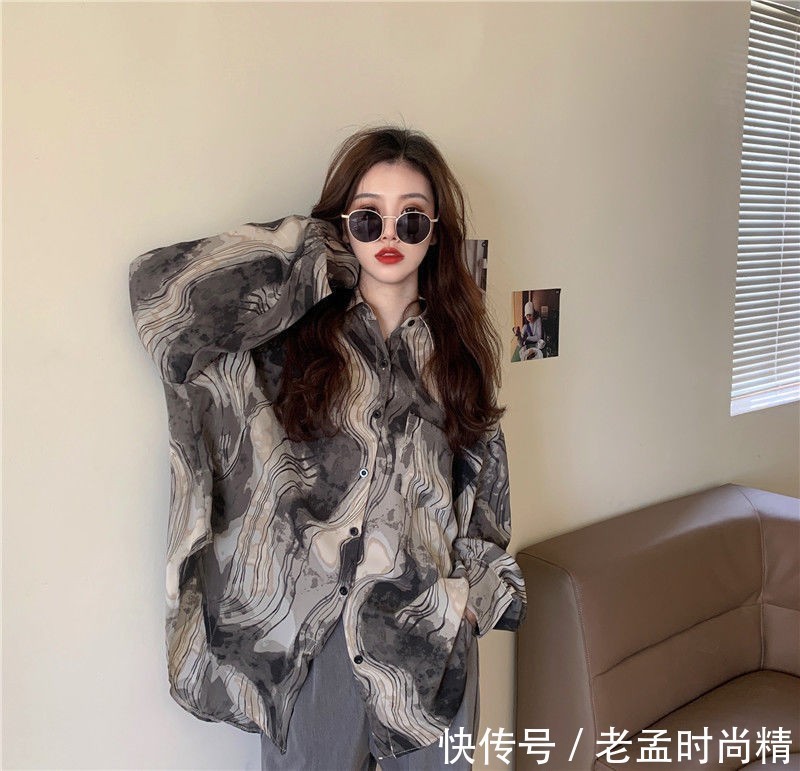 色系 秋季港风长袖衬衫,复古拽姐风情,让人心动的瞬间