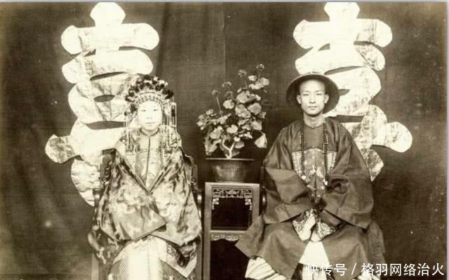 小妾|老照片：李鸿章小妾真漂亮，大女儿超美竟是张爱玲祖母