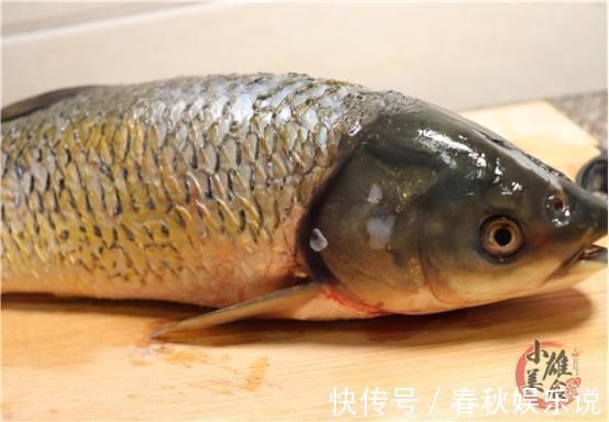 水煮鱼片|才发现，原来草鱼去刺这么简单，2分钟学会，鱼刺去除快速又干净