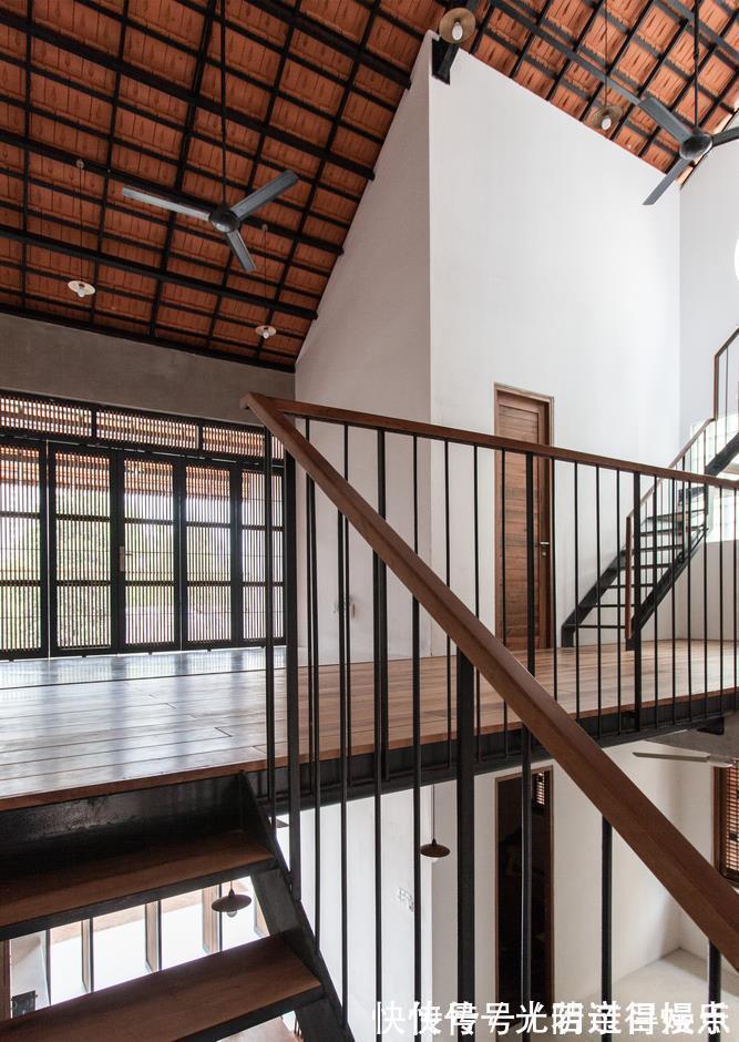 玄关|越南农村自建房,外观看似普普通通,内部装修极度舒适,值得借鉴