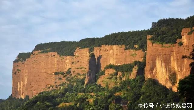 邓艾偷渡阴平成功覆灭蜀国,是运气使然还是历史的必然?