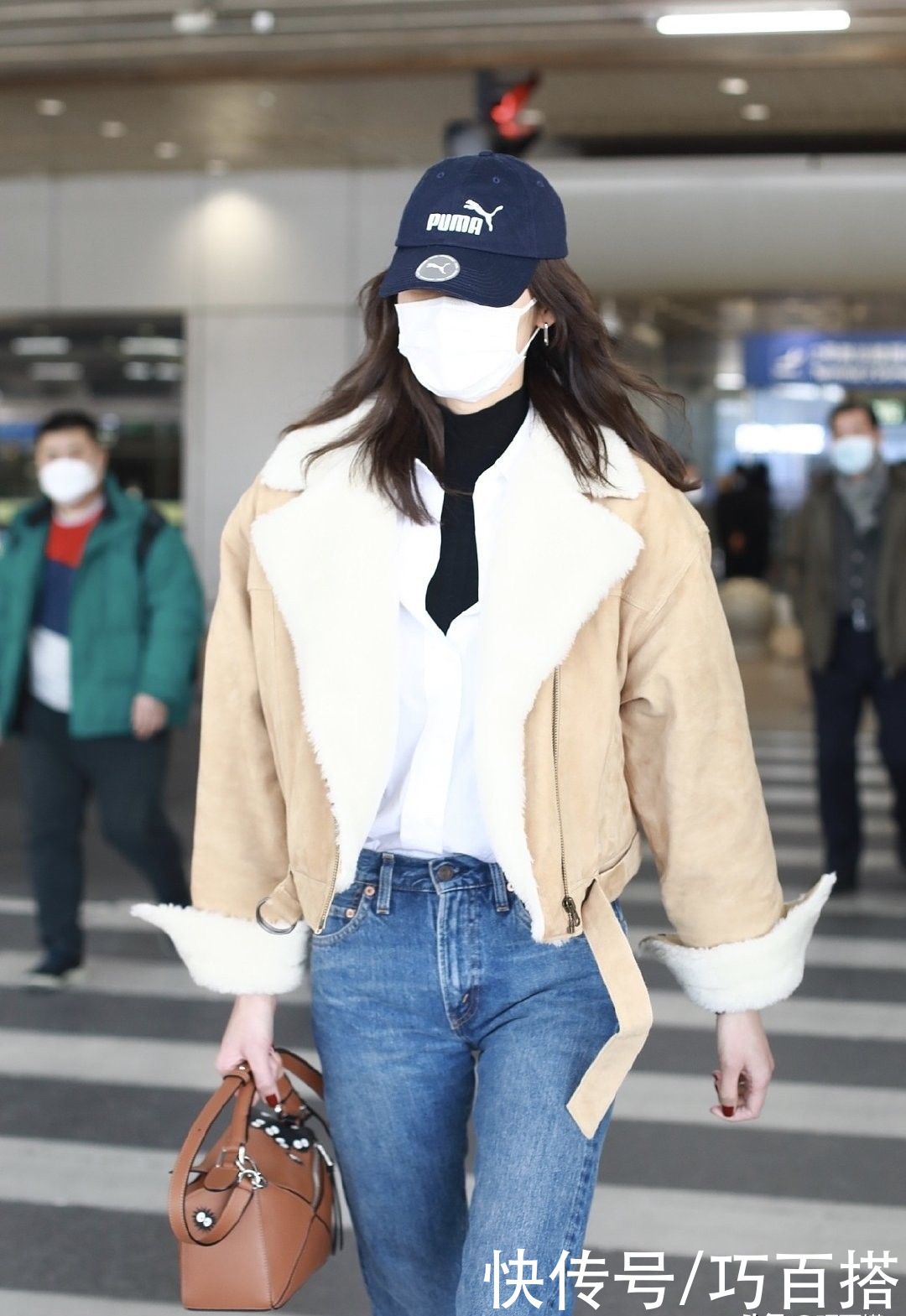 跟刘雯学穿搭一点都不亏，没有她的骨架还可以学习理论，一劳永逸