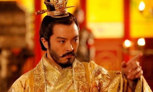 却是|他是古装剧里的平庸皇帝,却是西方人眼中的千古一帝,名字很耳熟