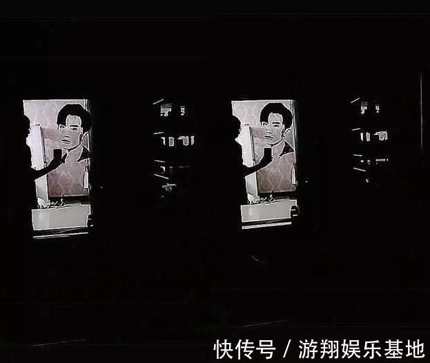 千玺$美术生用牙膏画易烊千玺,关灯后才叫惊艳,网友不缺牙膏缺千玺