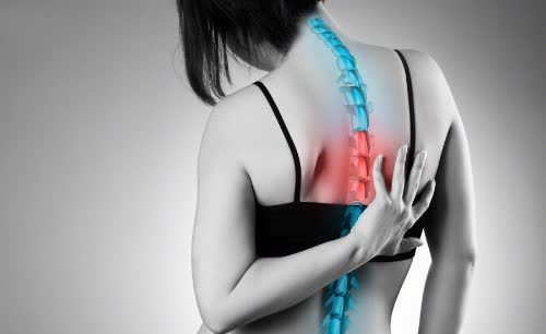 脊柱侧弯|经常头晕、耳鸣、失眠?1个部位被压迫了,对照4个症状看看